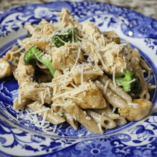 Ziti Chicken Broccoli Alfredo